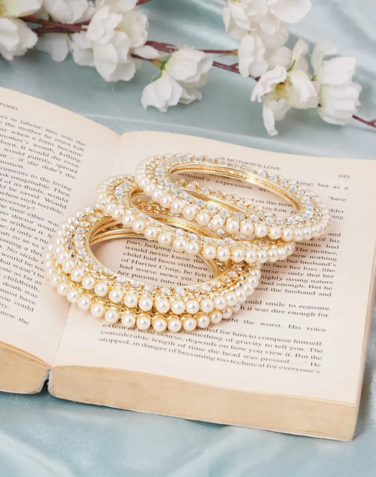 Pacheli Bangdi royal pearl Kundan bangles-bellabangles